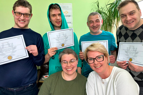 Отгадайте кто это такой довольный? 😃 .